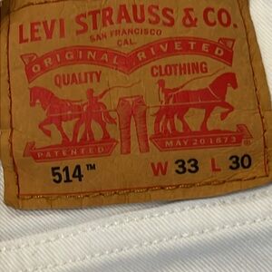 White 514 Levi’s jeans 33” x 30”